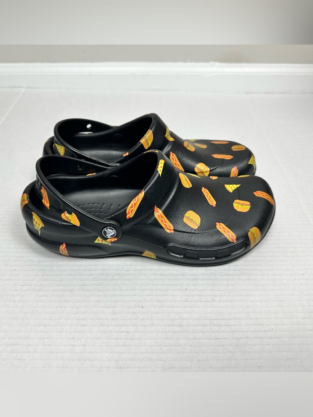 CROCS Bistro Graphic Clog Pizza & Hamburger Size Women's 11 | Men's 9.0